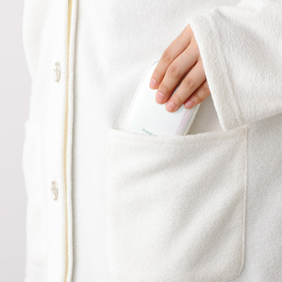 繰り返し使えるカイロ オーロラ ホワイト【2025年モデル】