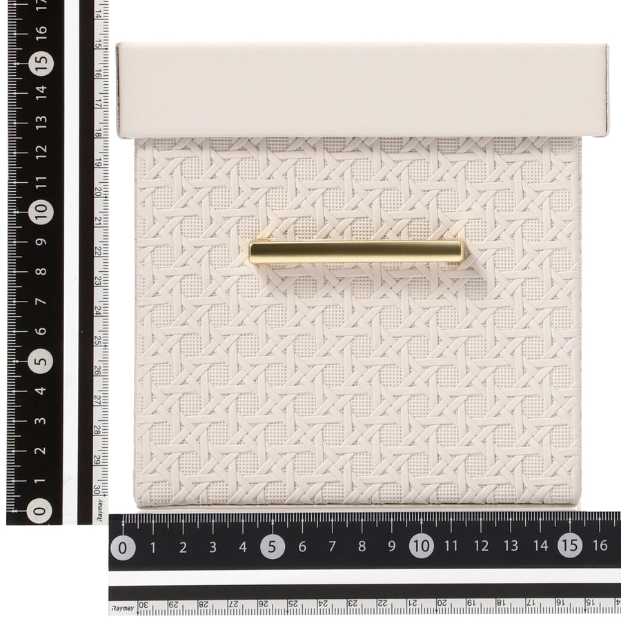 エンボス ボックス S アイボリー