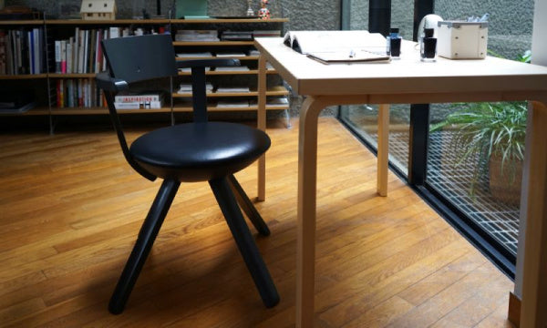 RIVAL CHAIR ブラック