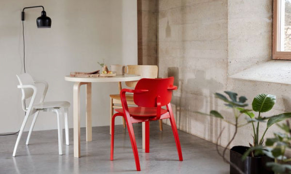 ASLAK CHAIR ホワイトラッカー