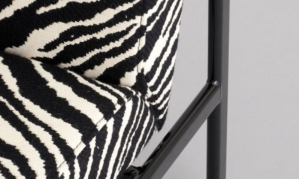 KIKI LOUNGE CHAIR カテゴリーF200 ゼブラ