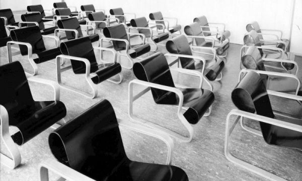 ARM CHAIR 41 パイミオ ブラックラッカー