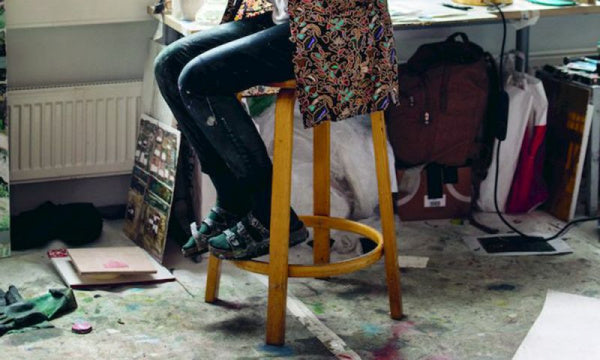 HIGH STOOL 64 ブラックリノリウム H65cm