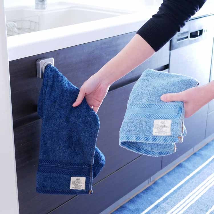 TOWEL HOLDER SQUARE