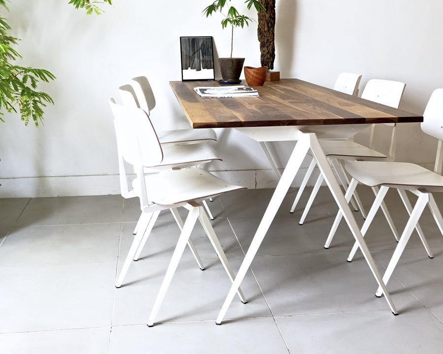 S.16 Chair White ガルファニタス