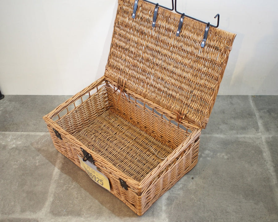 ROUND TRIP BASKET