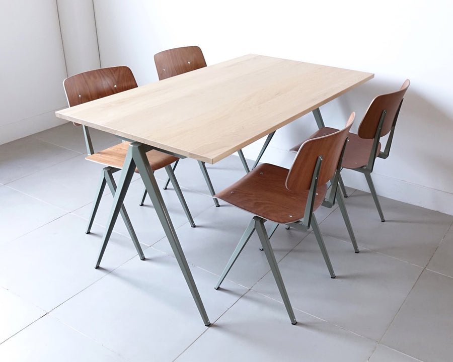TD.4 Table Oak C.Gray Galfanitas S Oak Cement Gray