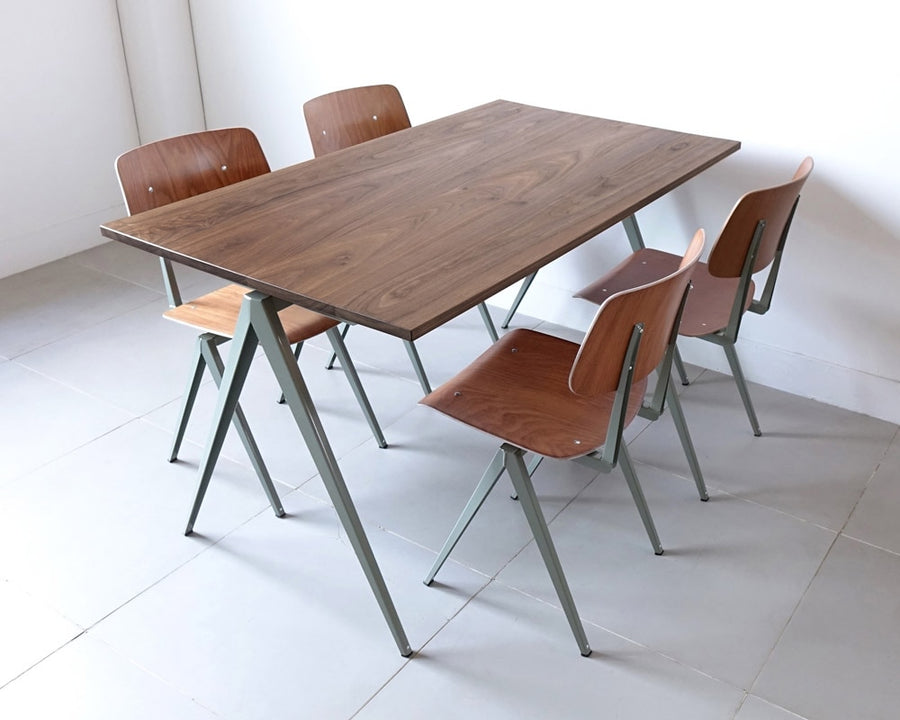 TD.4 Table Walnut C.Gray ガルファニタス S ウォールナット セメントグレイ