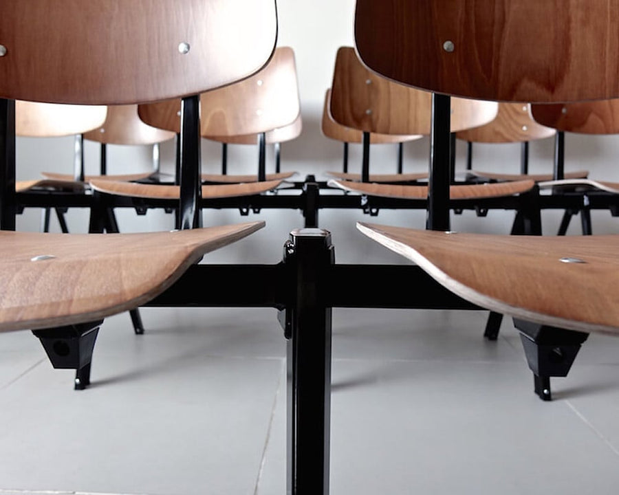 S.21 Stacking Chair Black ガルファニタス
