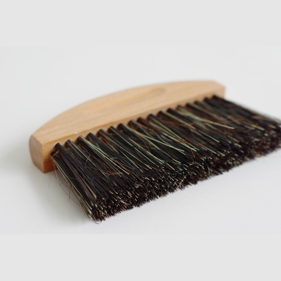 table brush set