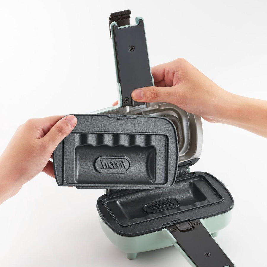 Half Hot Sandwich Maker with Interchangeable Plates