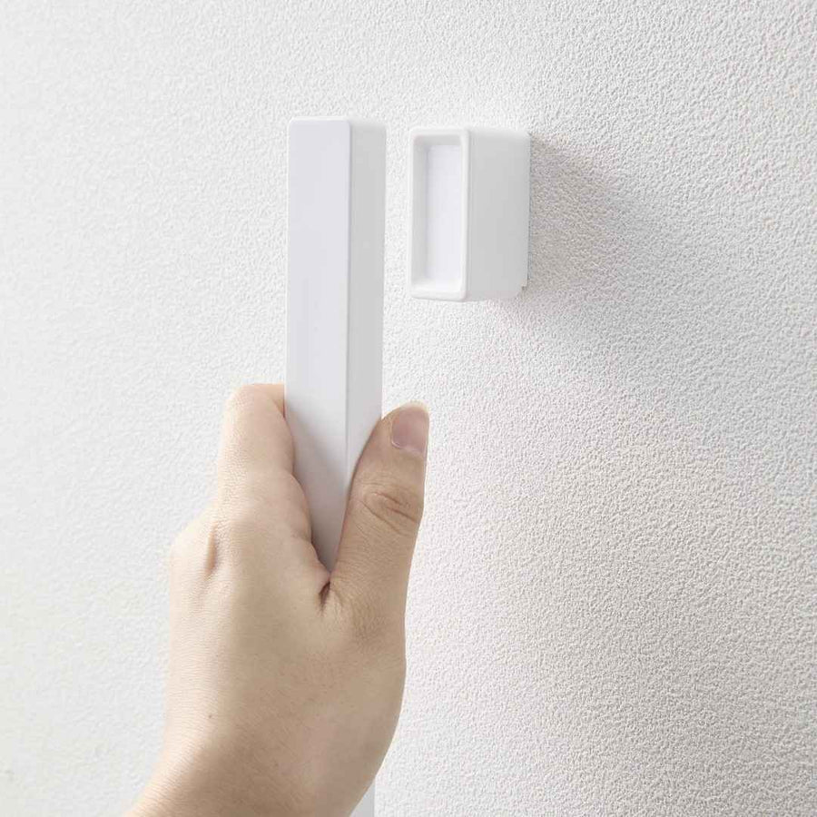 tower マグネットで付けるウォール靴ベラ 石こうボード壁対応