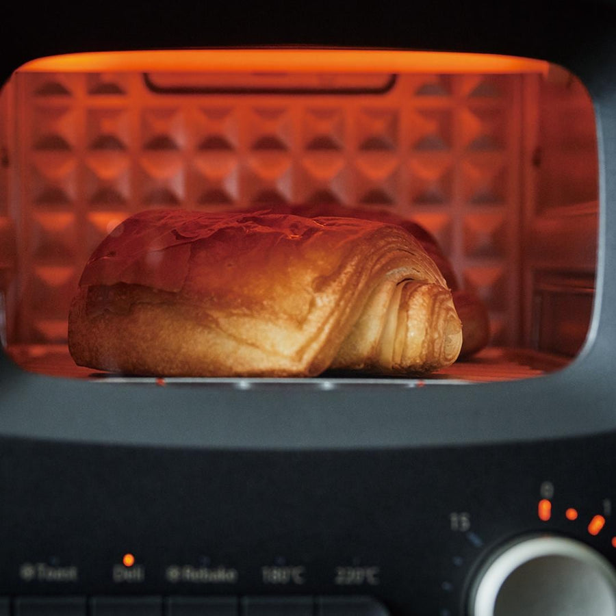 Sliding rack toaster and bread case set