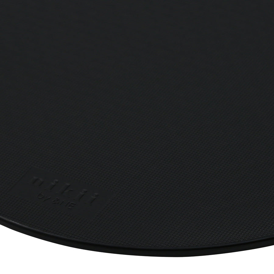 nikii cutting board black