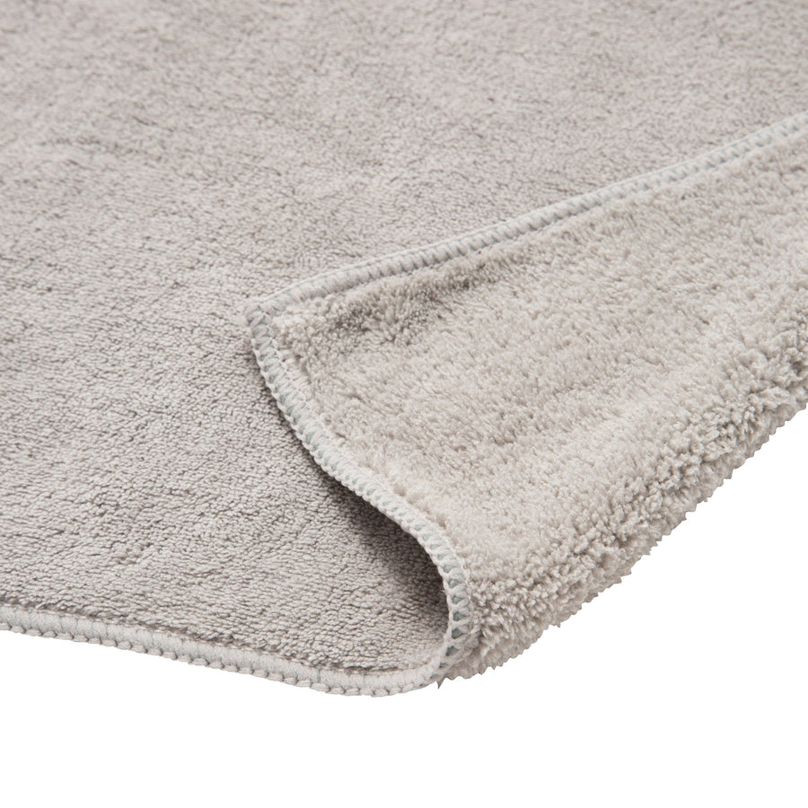 Antibacterial quick dry face towel, light grey