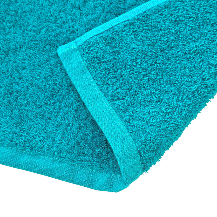 A towel that dries quickly just by washing and spin-drying. Blue bath towel