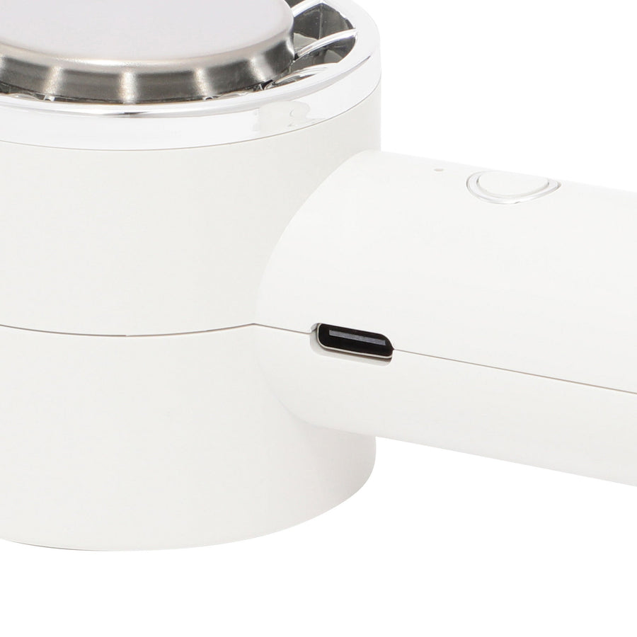 ペルチェ冷却機能ハンディファン ホワイト