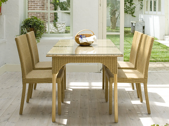 DINING TABLE No.9140