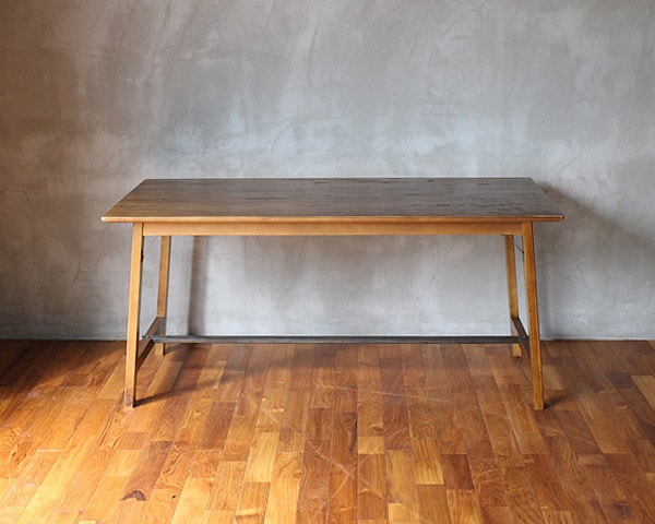 modage dining table W140