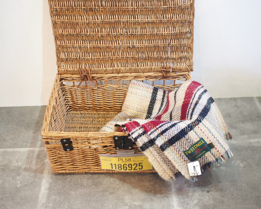 ROUND TRIP BASKET