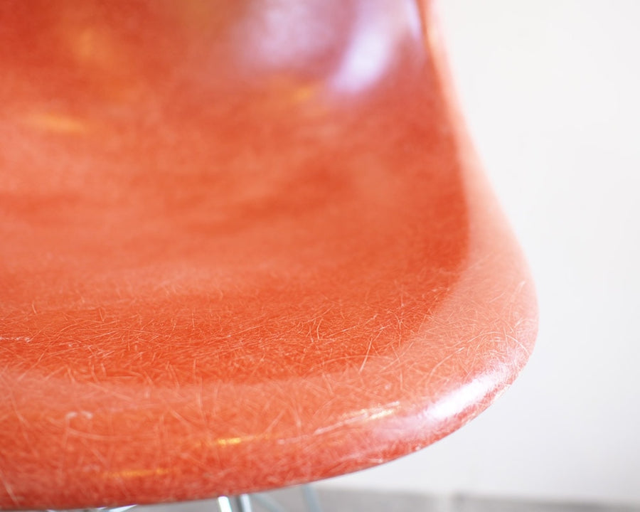 Eames side shell chair テラコッタ