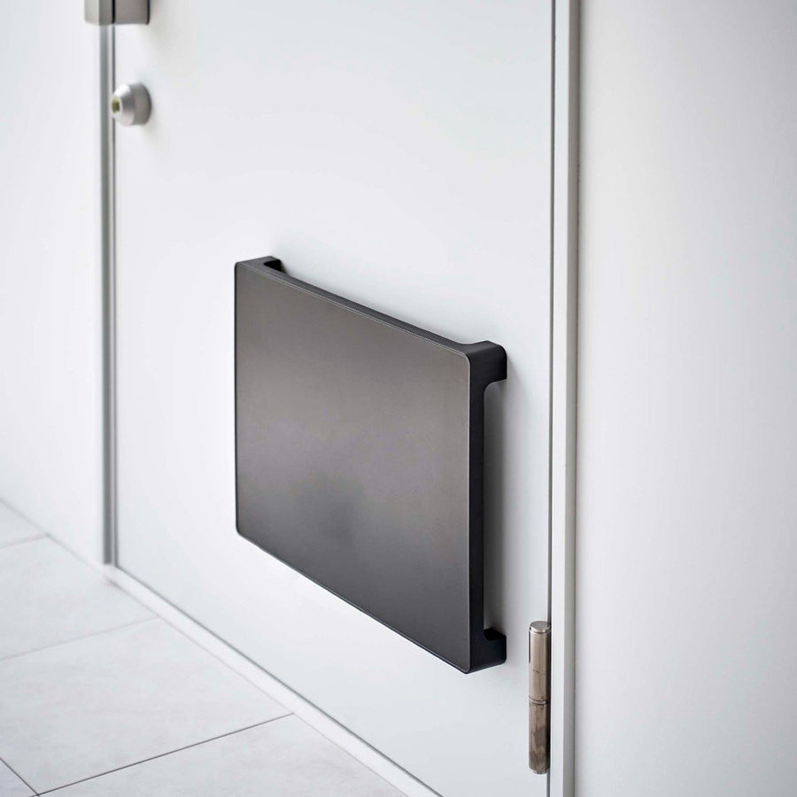 Tower Magnetic Delivery Tray