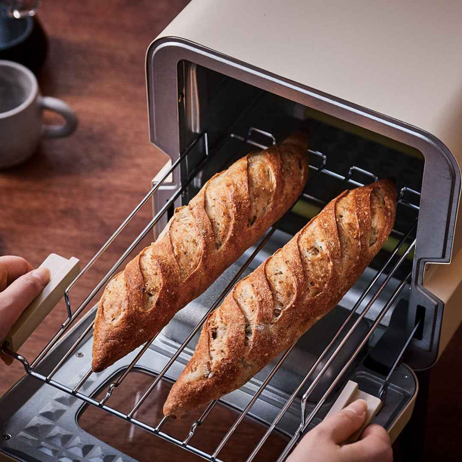 Sliding rack toaster and bread case set
