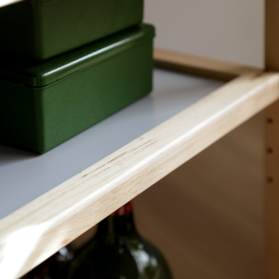Kitchen cart with tray