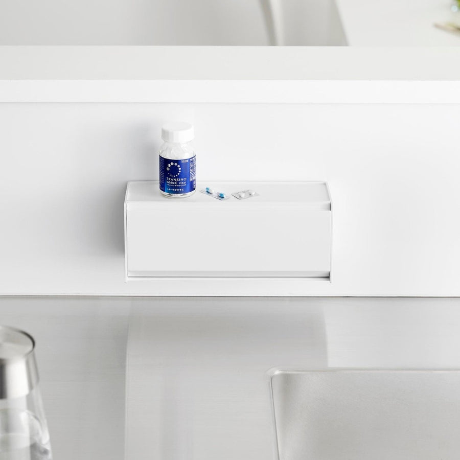 Tower Magnetic Medicine &amp; Supplement Storage Case
