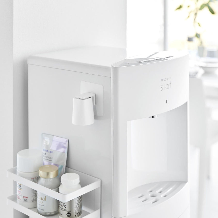 Tower Film Hook Magnetic Mouthwash Tumbler