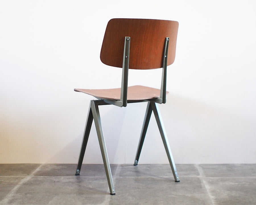 S.16 Chair Brown ガルファニタス ブラウン/セメントグレイ