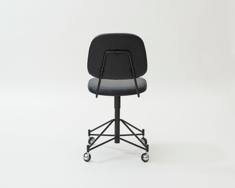 Pierre Paulin CM231 Chair