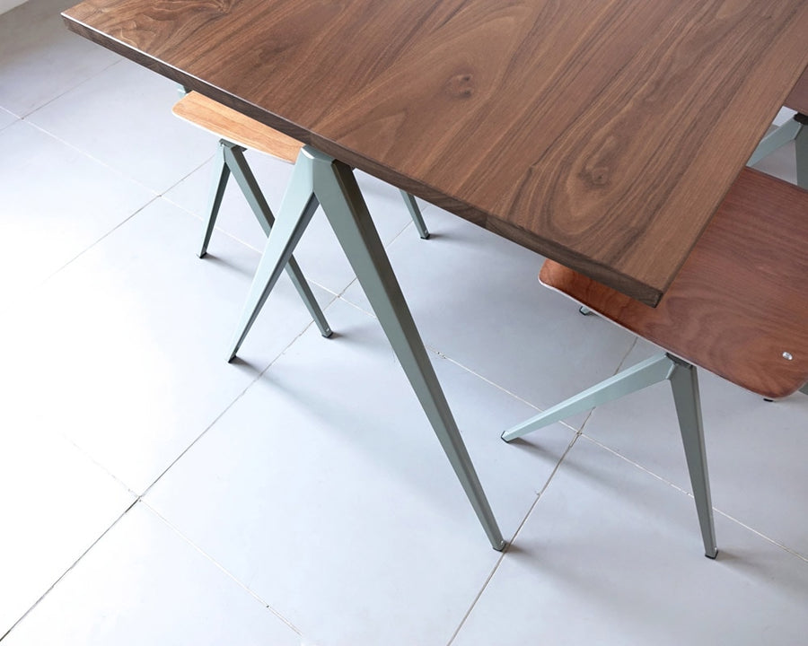 TD.4 Table Walnut C.Gray ガルファニタス S ウォールナット セメントグレイ