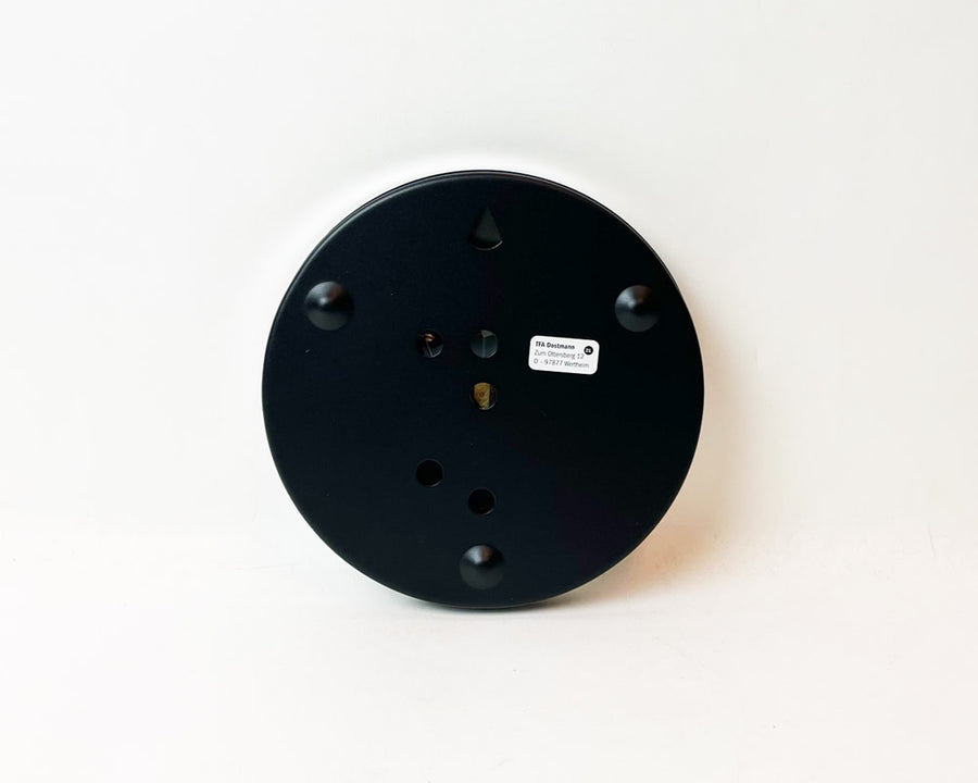 Analogue thermo-hygrometer with metal ring thermohygrometer