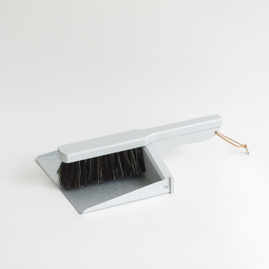 Reszta Magnetic Brush Set, Natural