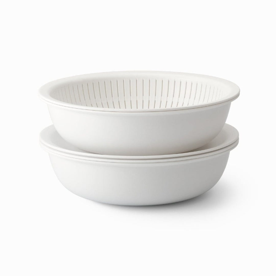 Set of Colander, Shallow Bowl, and Plate (Gray) that can also be used to wash rice