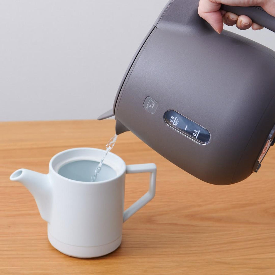 電気ケトル 0.8L