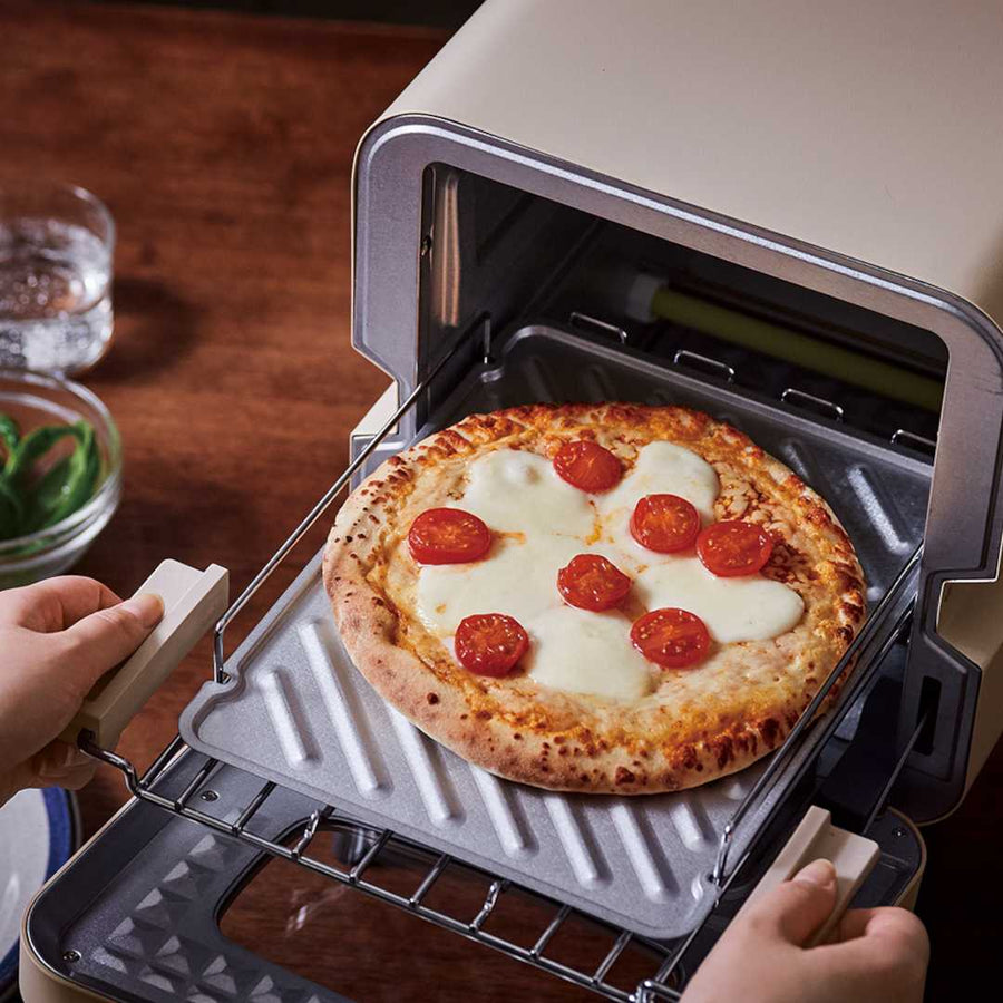 Sliding rack toaster and bread case set