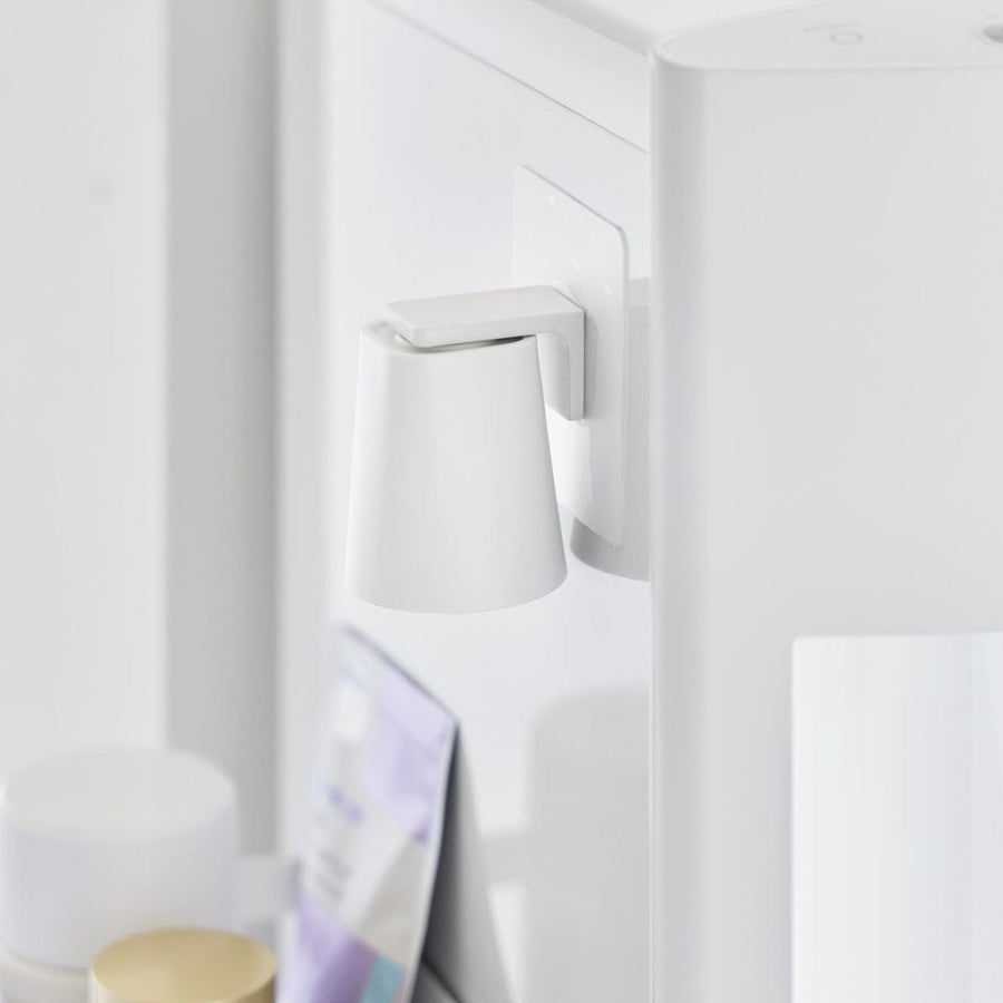 Tower Film Hook Magnetic Mouthwash Tumbler