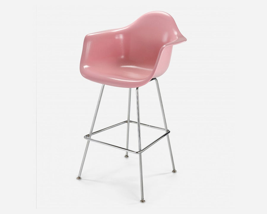 Fiberglass Arm Shell Chair PINK