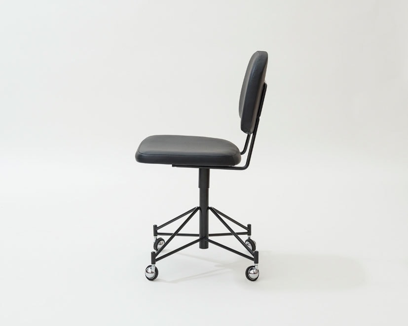 Pierre Paulin CM231 Chair