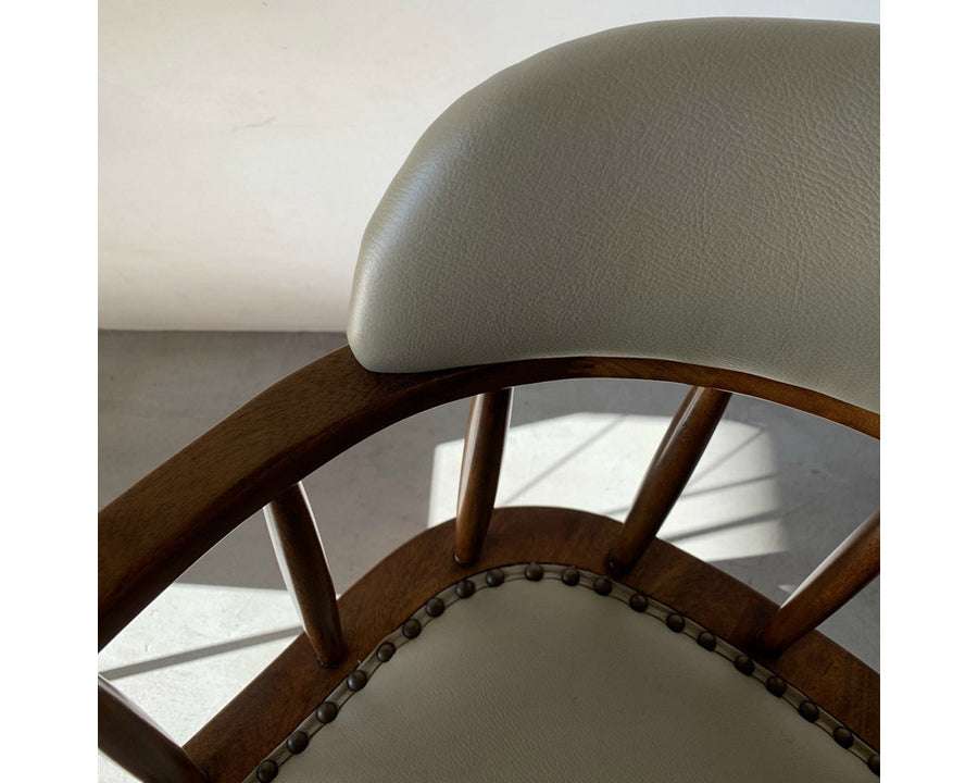 OAKS ARM CHAIR_PVC BEIGE オークスアームチェア PVCベージュ
