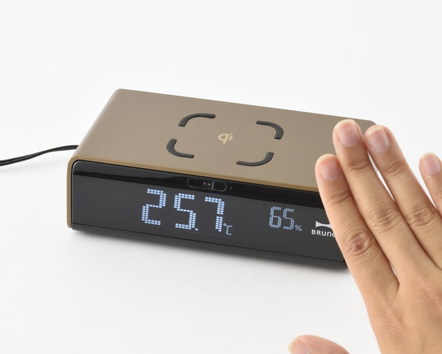 LCD DESK CLOCK LCD clock with wireless charging