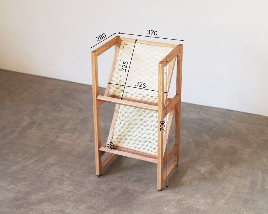 RATTAN MAGAZINE RACK