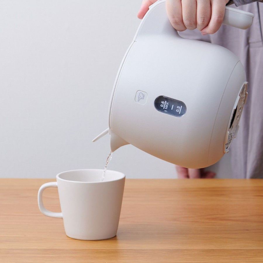 電気ケトル 0.6L