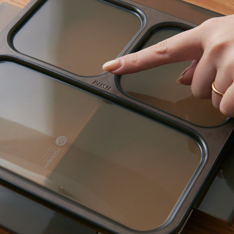FOODMAN Antibacterial Slim Bento Box (400ml), Case, and Chopsticks (3-Piece Set) Light Gray