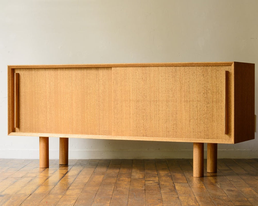 Mrrlapi Low Cabinet