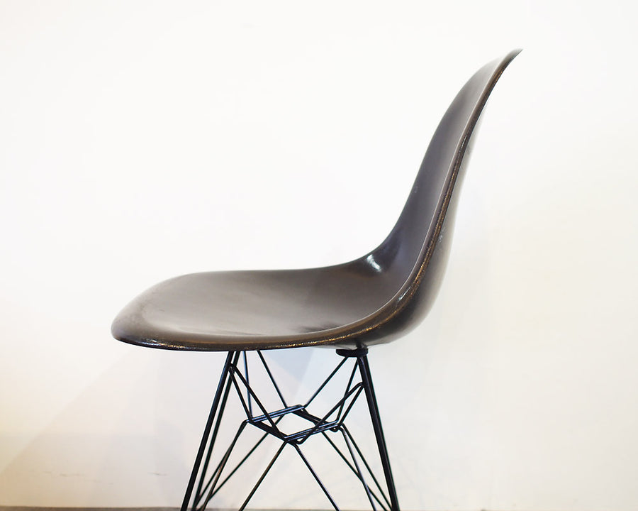 Eames side shell chair チャコール