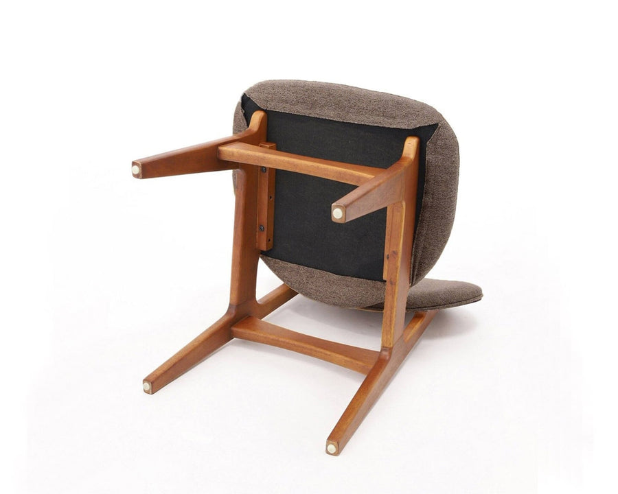 TRESTLES LOUNGE CHAIR Beige トラッセルラウンジチェア ベージュ