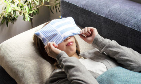 Eye pillow &amp; neck pillow
